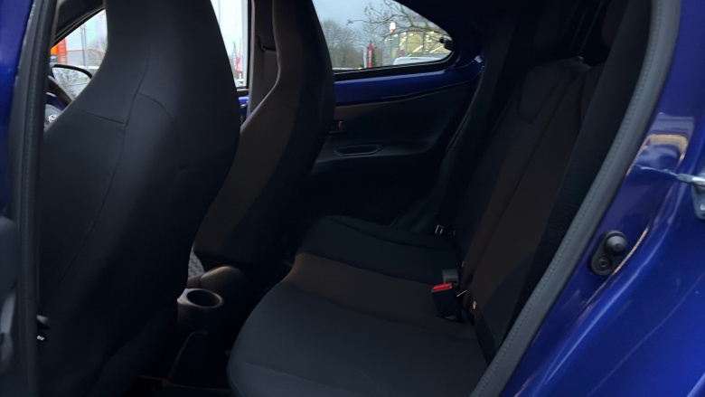 Toyota Aygo X 1.0 VVT-i Edge 5dr Petrol Hatchback